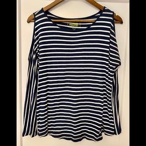 Bass Long sleeve with Navy Blue/White stripes XS